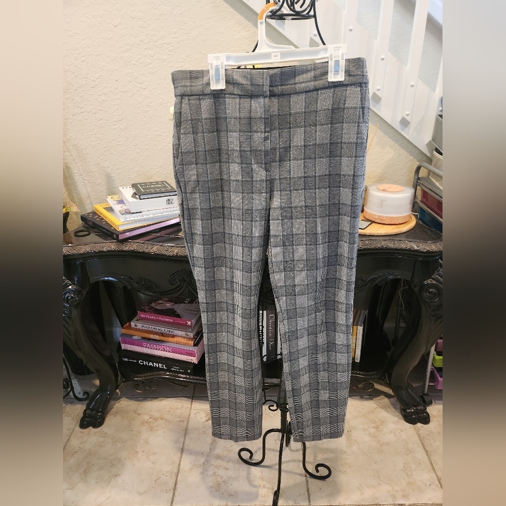 Zara pants size M